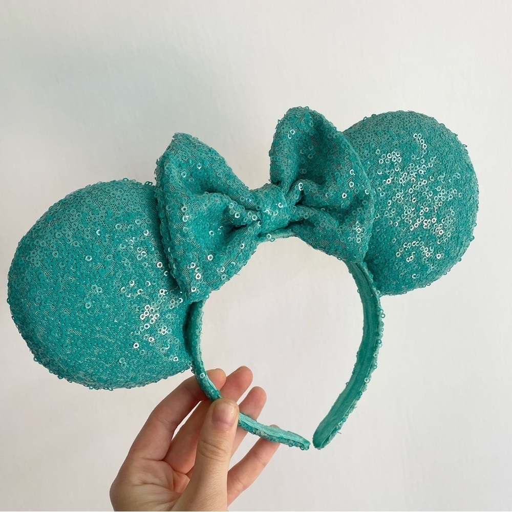 Custom Mickey Mouse Minnie Ears Disneyland Teal Turquoise Blue Sequin Bow